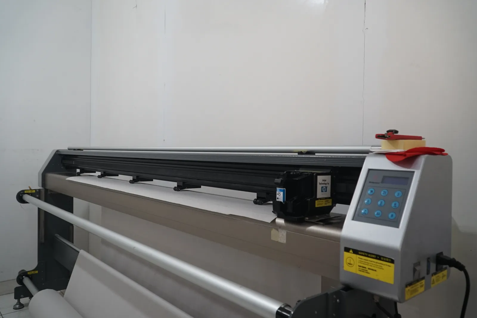 Factory photos: machines, team, stock, packing 4