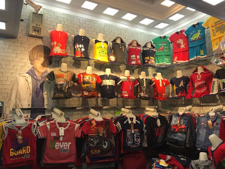 WONKA Kids store at the Tanah Abang Wholesale Center 6